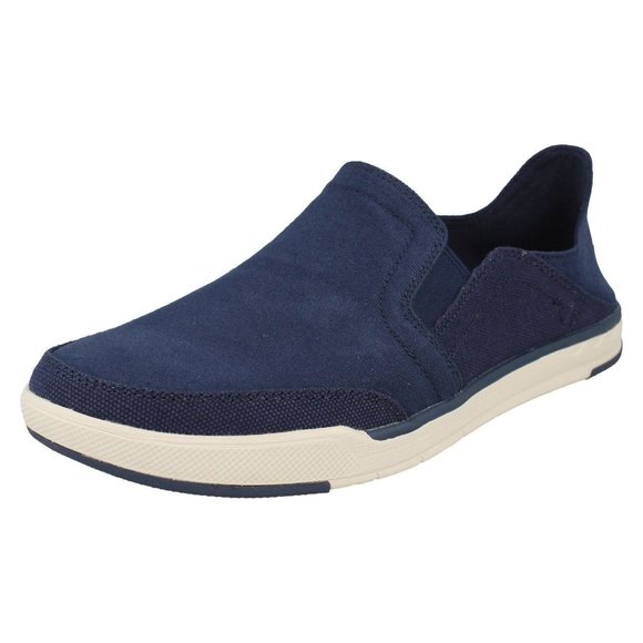 Clarks Cloudsteppers  Step Isle Row Navy Canvas  Size Men 7 M NEW - Picture 1 of 6